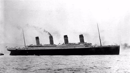 1912年泰坦尼克号沉没，6位幸存的中国人，拆穿西方100多年的谎言