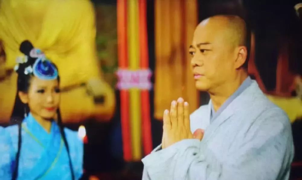 尼姑访遍名山大川，一直不能悟道，却在回家时顿悟，成首位女禅师
