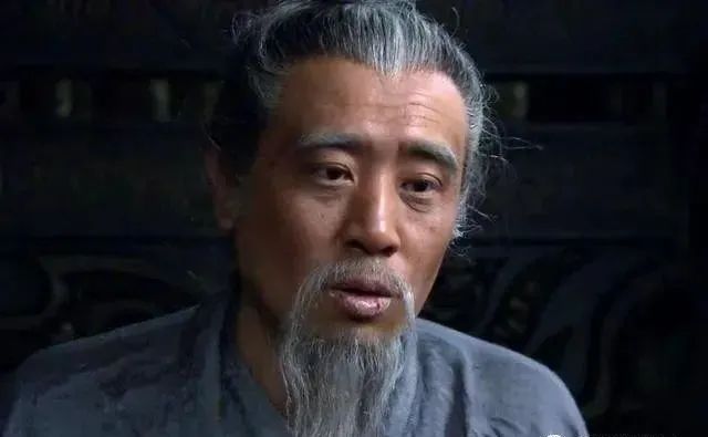 刘备明知道阿斗愚蠢如猪，为何还把皇位传给他？