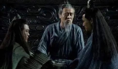 刘备明知道阿斗愚蠢如猪，为何还把皇位传给他？