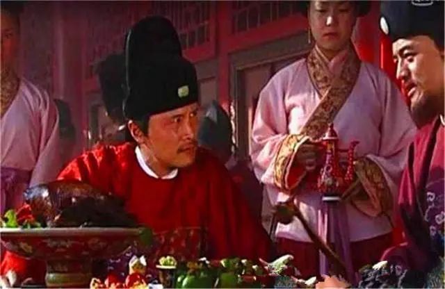 朱元璋邀请群臣吃饭，菜上齐后，刘伯温意识到大祸临头！