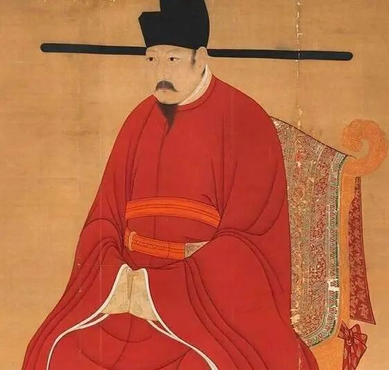 宋朝皇帝的画像，怎么大部分都是穿红色的袍服？