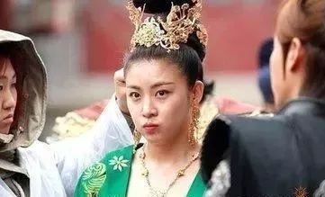 中国仅有的一个外国皇后，盛宠不衰，上位后请求皇帝灭了祖国！