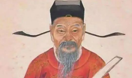 朱棣攻破京城直闯皇宫，小官拦住他问一问题，却成四朝宰相