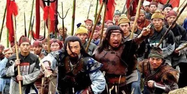 李自成在进军陕西前，为何要先清算起义军内部派系？