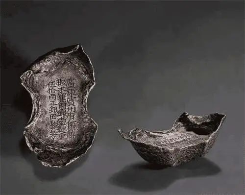 古代银子的真实模样，歪七扭八全是牙印，扔地上你都不会捡