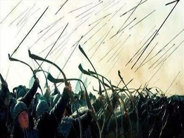 古代打仗前，为何弓箭手要把箭往粪便里插一下？