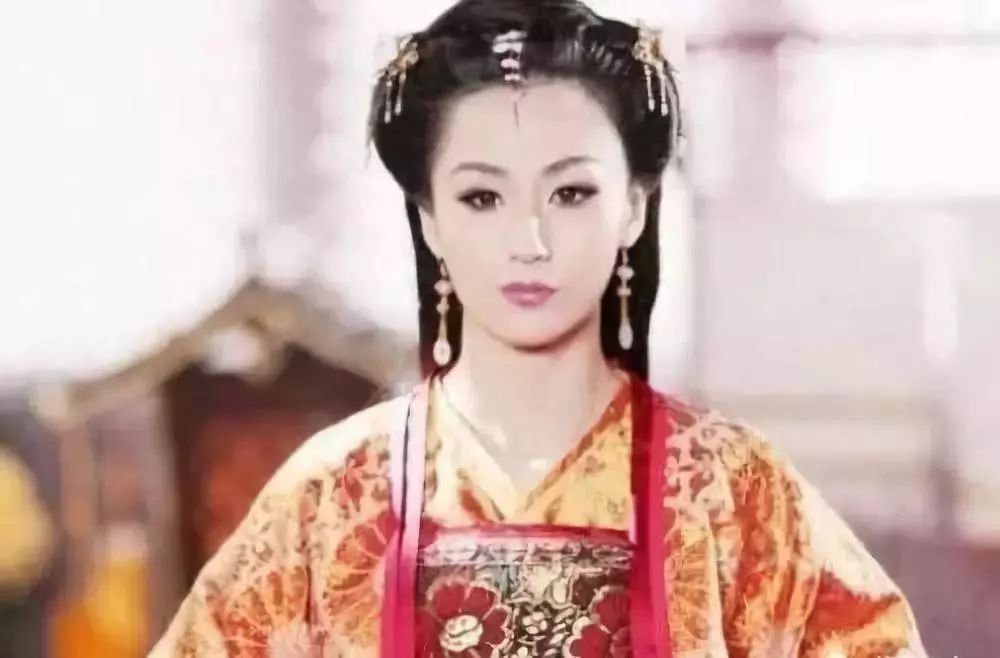 32岁唐太宗李世民，为何纳63岁隋炀帝皇后为妃？
