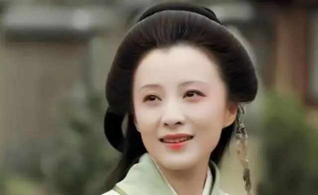 中国第一艳后，四大美女之一，一生做了七次寡妇！