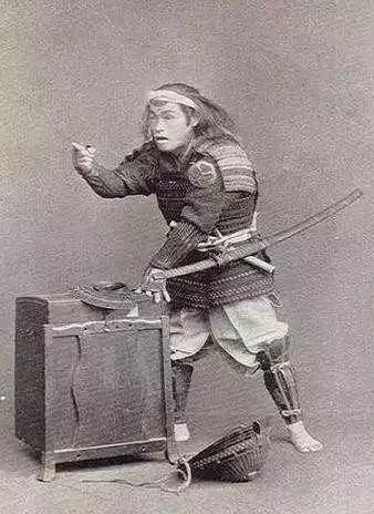 古代日本人有多矮，看照片不忍直视，原因荒诞但却真实！