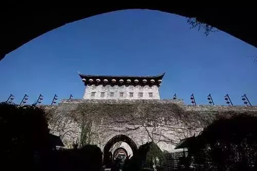 中国最诡异城门，修一次塌一次，高人宝物镇压后千年不倒！