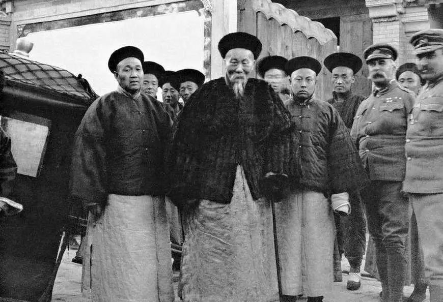 清朝有九大总督，谁地位最高，权势最重，最有钱财？