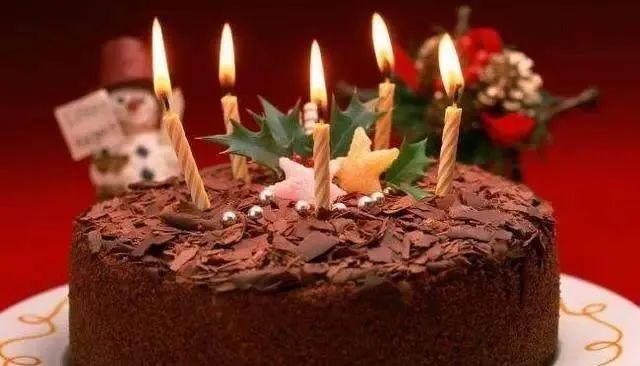 【文案】颜值最高的六款生日蛋糕，女神只要图二，图六萝莉最爱