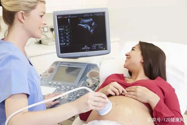 子宫前位和后位，哪个更显怀？哪种情况更容易受孕？
