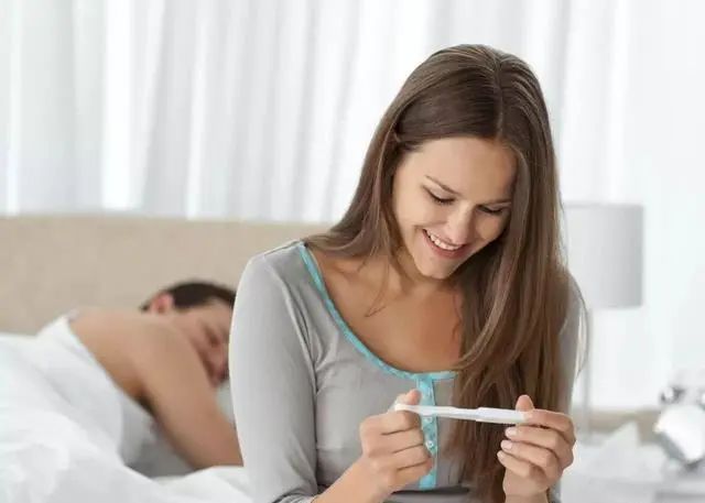 以下几种“天然避孕食物”，备孕夫妻需忌口，以免宝宝迟迟不敢来