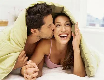 两性知识：哪种性爱体位更易受孕？