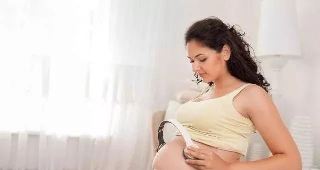孕期孕妈身体出现这4个征兆，是“小家伙”健康成长的表现哦！