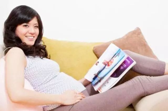 孕期如果有这4种感觉，多半是怀了个“小淘气”，将来可不省心