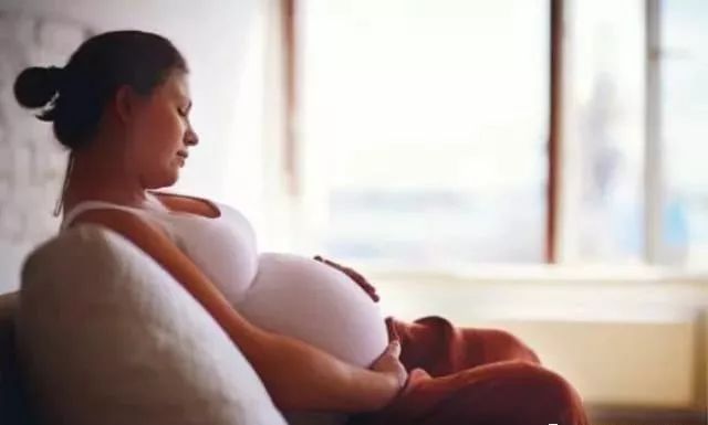 孕期男宝会比女宝早出生？别瞎闹，这2个才是宝宝出生的关键因素
