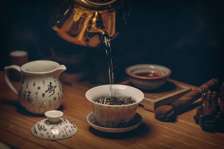 身体发出这些信号, 别饮茶！