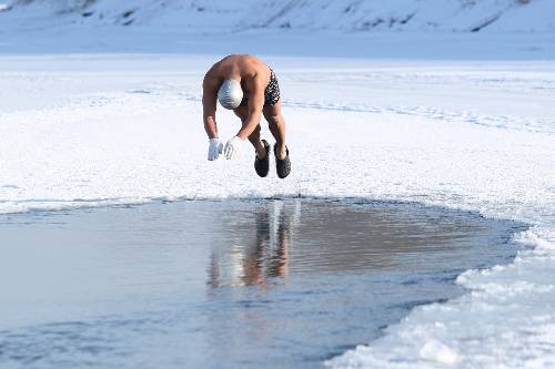 冬泳对身体有哪些好处？