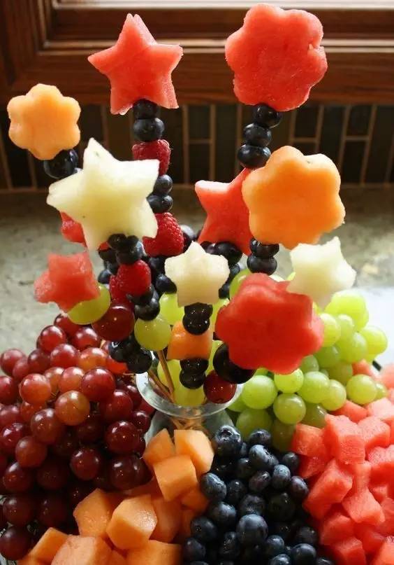 给我一盘这样的水果，我愿意不吃饭！