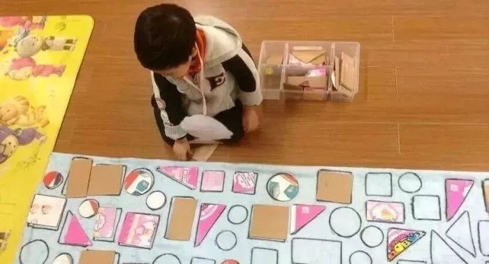 幼儿园学习排序的自制数学玩教具（7款）