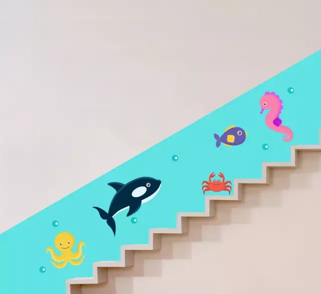 超实用的幼儿园楼梯环创设计，太有趣了！