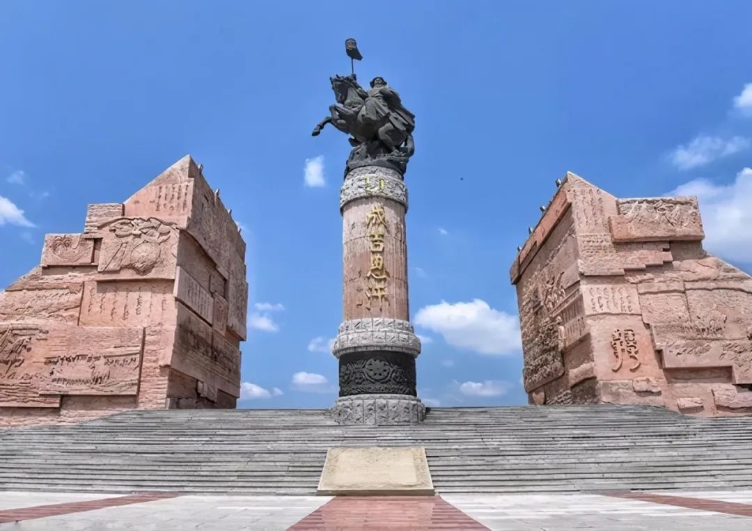 成吉思汗墓：被神秘军队守护了800年的墓，盗墓者至今无法搜寻