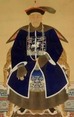 历经四朝的元老，曾是雍正政敌，却成了清朝最大的政坛常青树