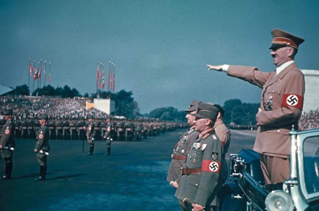 希特勒私人摄影师埋藏在郊外的绝密照片