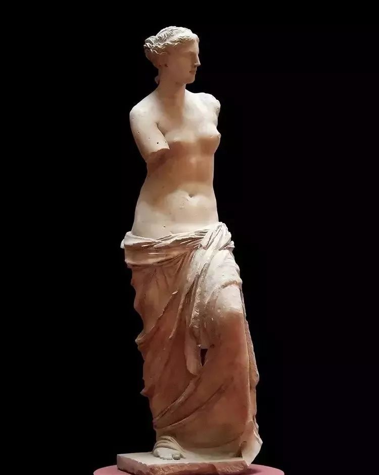 为什么都裸着？古希腊雕塑的原始之美