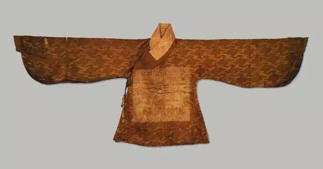 古代人们为何喜欢把东西藏在袖子里？