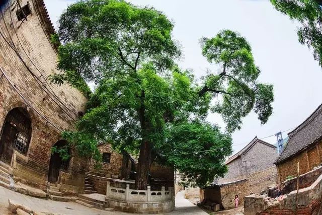 400年，中国居然还有一个古堡保存完好，甚至还有护城河