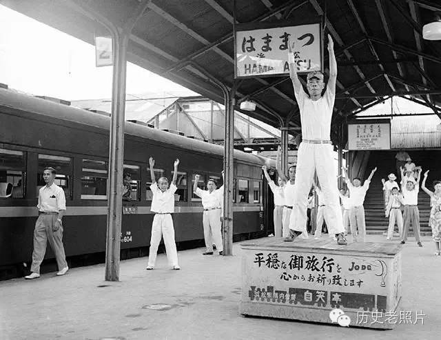 上世纪50年代，刚刚结束战争的日本是什么样子？