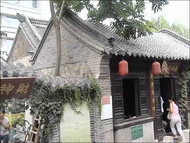中国古建筑基础知识大全：屋顶、斗拱、墙与柱、台基
