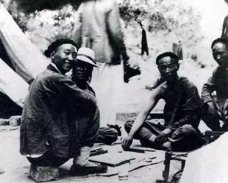 一百年前的“麻将热”毁了多少中国人