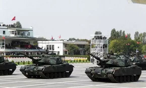 美国眼中的十大军事强国：中国排名惊人