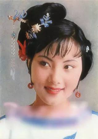 87版《红楼梦》第一美女香港跳楼自杀内幕