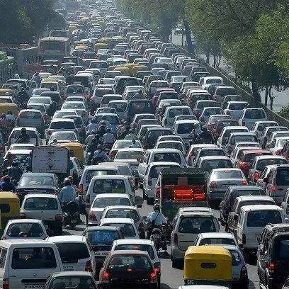 人类历史上最长的七次大堵车，只有一次在中国？