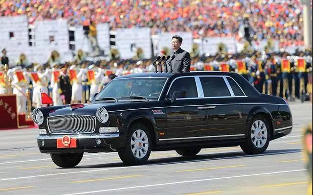 中国历代阅兵图 领导人乘坐的车辆有哪些？