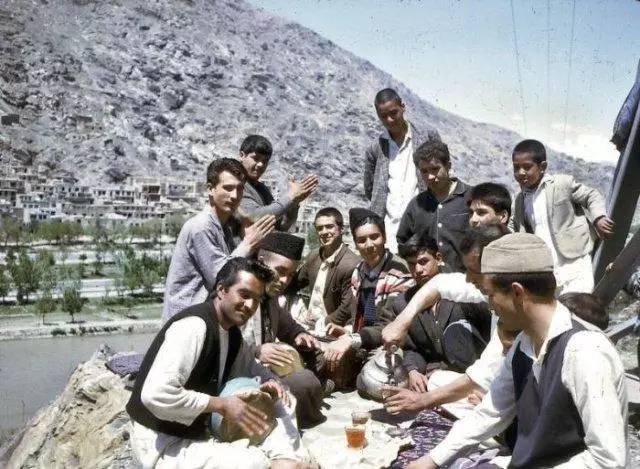 你绝想不到40年前的阿富汗如此的繁荣安详（多图）