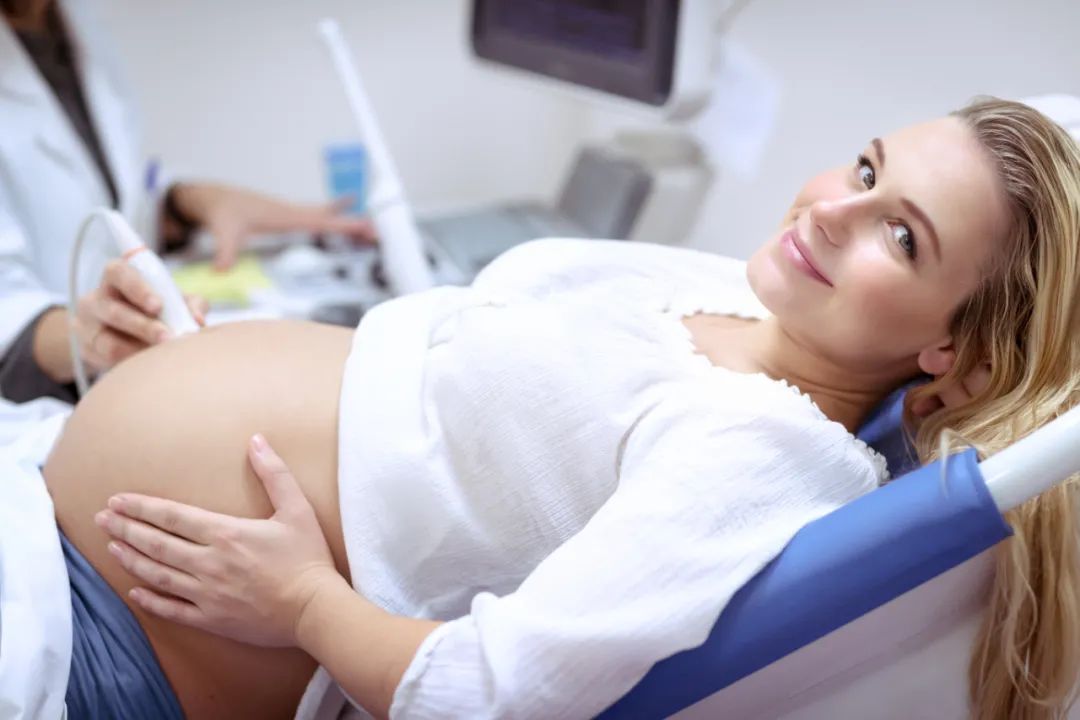 孕期贫血，对妈妈宝宝有何影响？