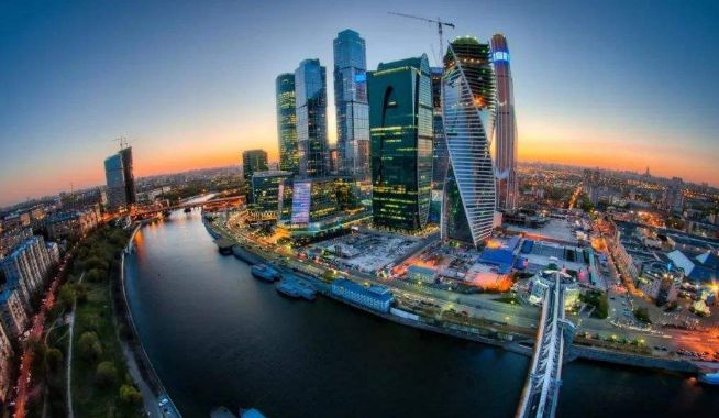 苏联解体时，莫斯科GDP总量高出上海300亿美元，那么现在呢？