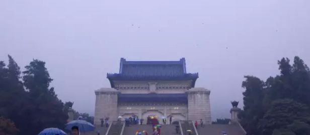 南京中山陵为何无墓志铭，用“天下为公”四字代替？