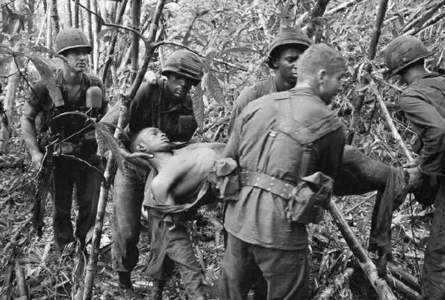 5张震撼人心的越战老照片，每一张都刺痛美国人的心 ！