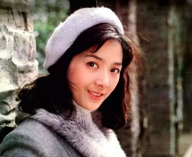 80年代中国第一美女龚雪，因上海流氓大案出走美国，现状如何？