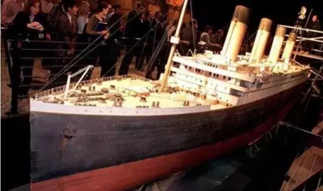 泰坦尼克号唯一存活副船长，隐忍半生终于公开不为人知的沉船真相！