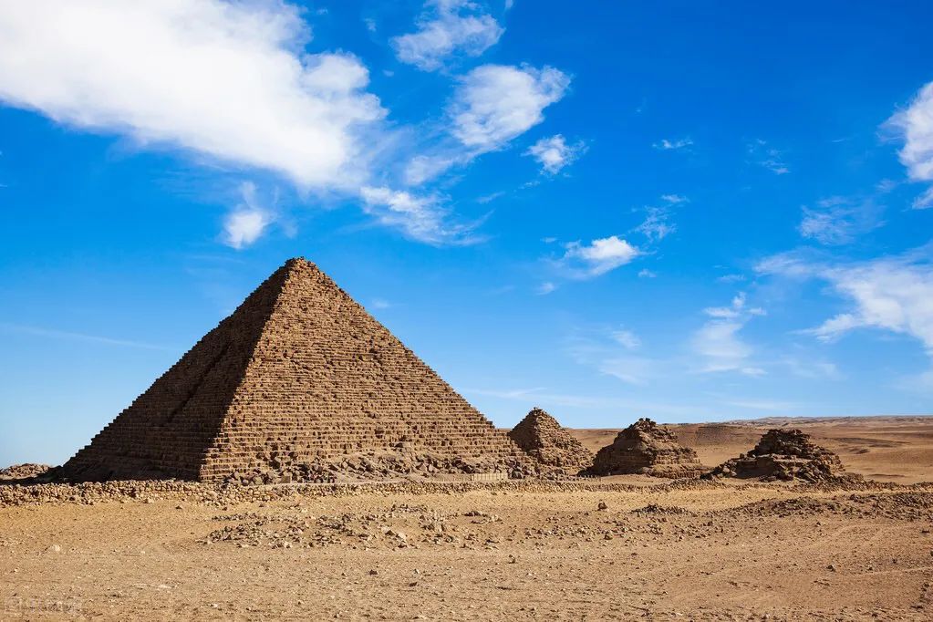 中国四座金字塔式古墓，最神秘的一座被写进了盗墓小说！