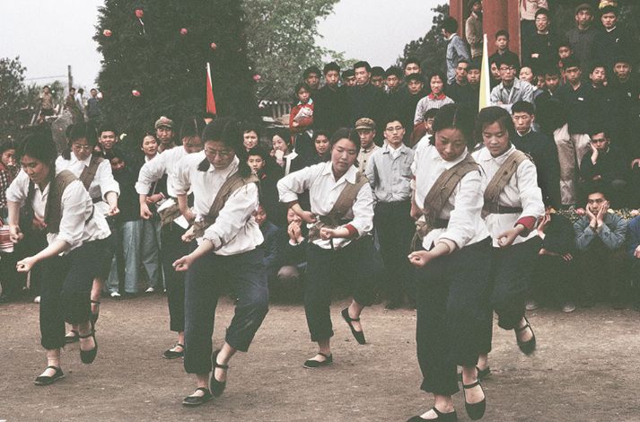 外国女摄影师镜头下的六七十年代中国，每一张都很珍贵！